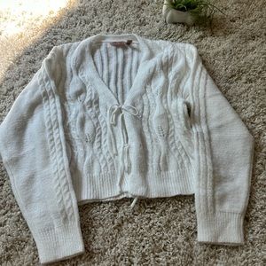 Willow & Root adorable vintage white tie princess string cardigan wide s…